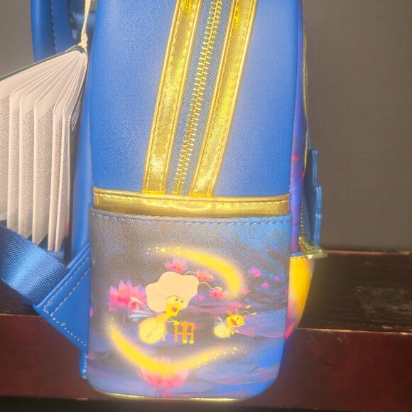 Loungefly Disney Princess & The Frog 15th Anniversary Glow-in-the-dark mini back - Picture 3 of 4